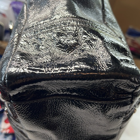 Coach 2011 black patent leather shoulder bag - Picture 3 of 8